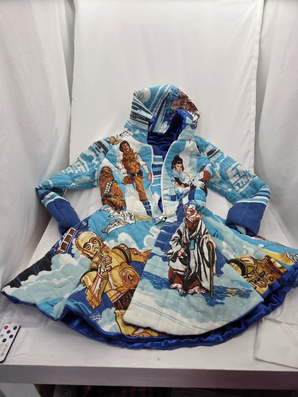 One-of-a-Kind VINTAGE EMPIRE STRIKES BACK Star Wars Custom quilt Jacket XS/S - Picture 2 of 16
